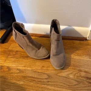 Faded Glory Women's Brown Ankle Booties